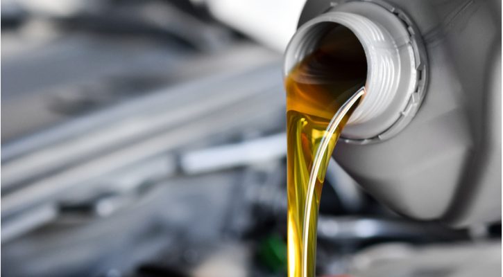 How to Find the Right Oil for Your Car? Expert Advice for Your Engine Performance